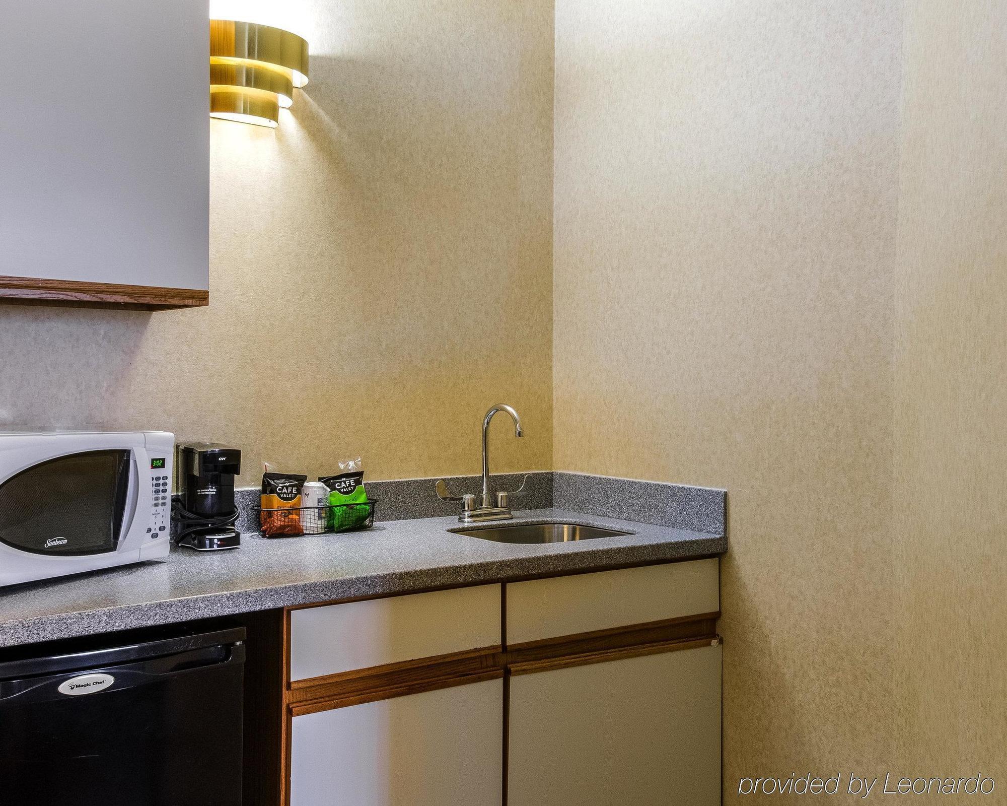 Express - North Hotel 2*